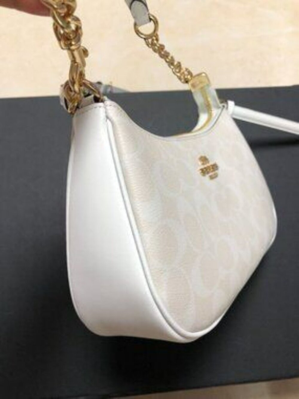 coach Teri Shoulder Bag In Signature Canvas white - Picture 4 of 9
